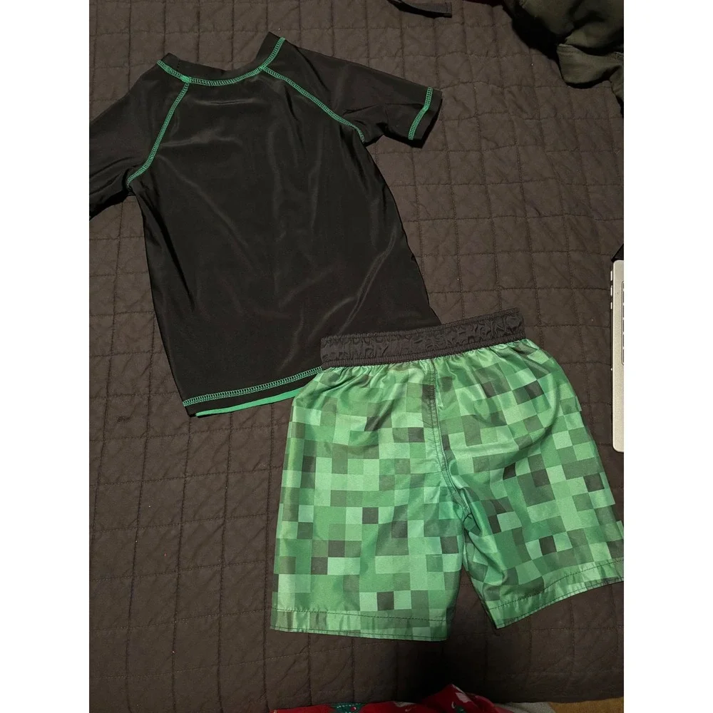 Minecraft Creeper Boys 2-Piece Swim Set‎ Rash Guard and Trunks Green Black
